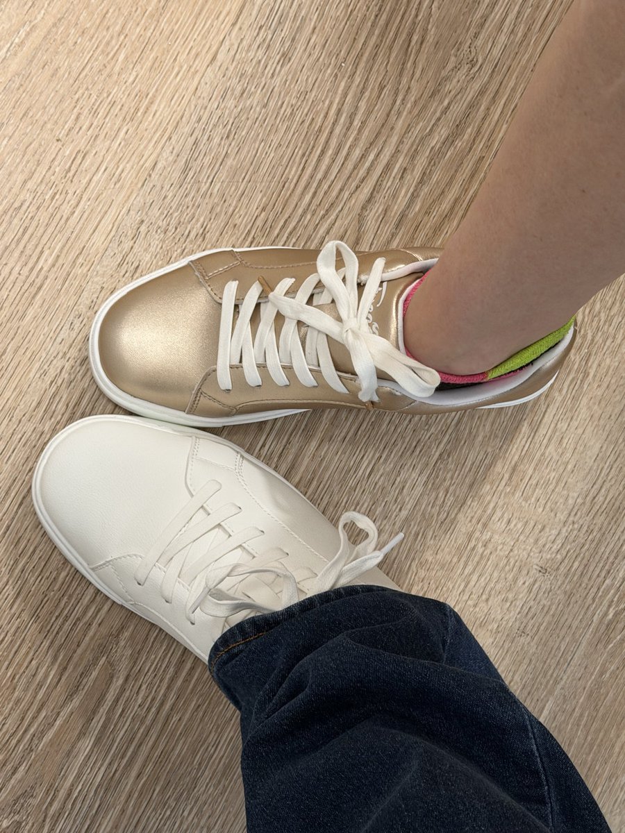 DCIntDance's tweet photo. We just got our new shoes from @FuegoShoes_ today! So excited to try these out on the dance floor for  #socialdancing + #dancepractice  Comment: Discount 👇🏻 for 10% off #FuegoIgnited #countrydance  #fuegoambassador https://t.co/vl4dD34PeU