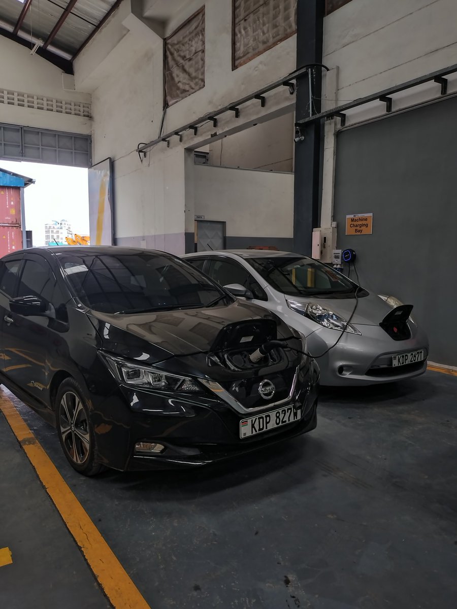 alexmwanzo's tweet photo. No fuel 
Not us 
Talk to us about your next EV https://t.co/UnIPzqeIZu