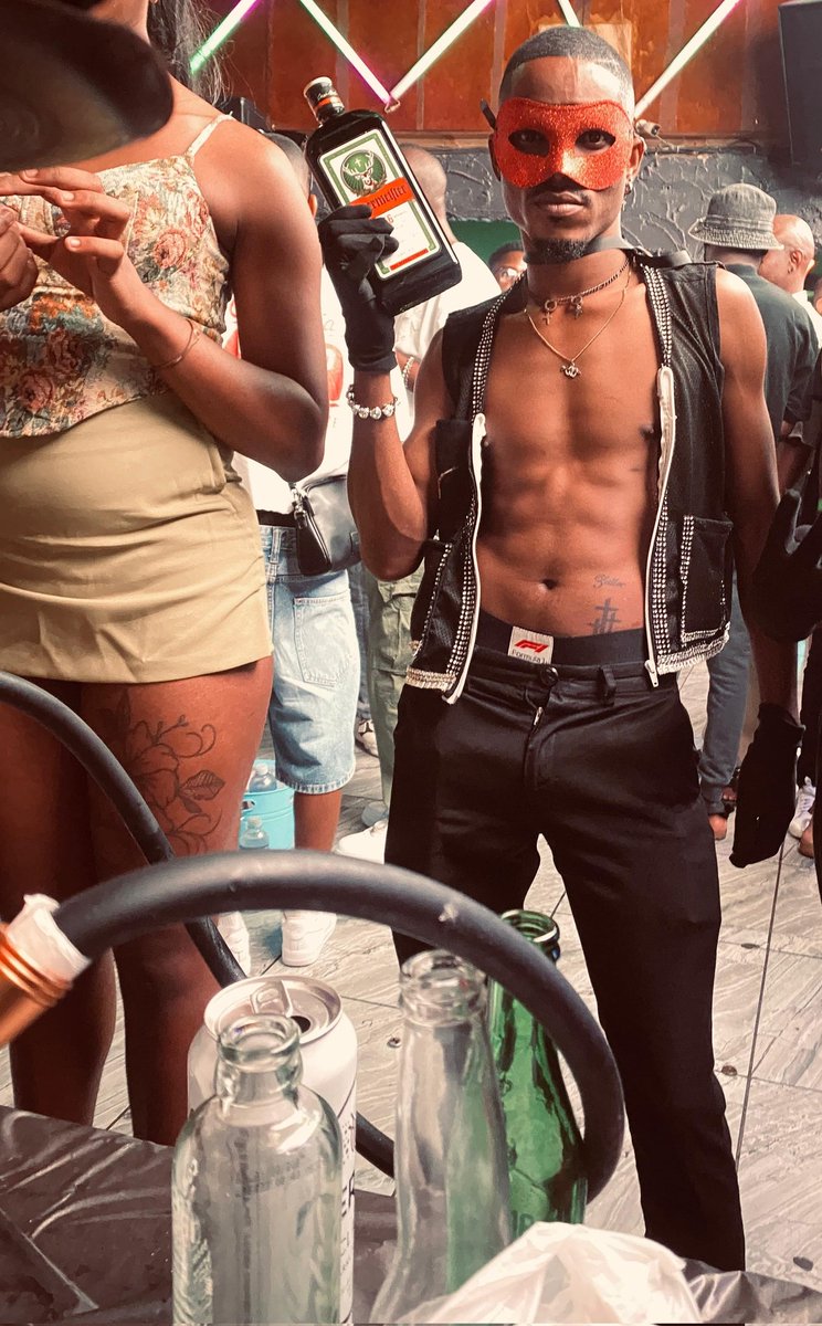 FineLocalGents's tweet photo. Happy birthday 🥳 🎊
@ZeillerRsa https://t.co/eDVZ859eG7
