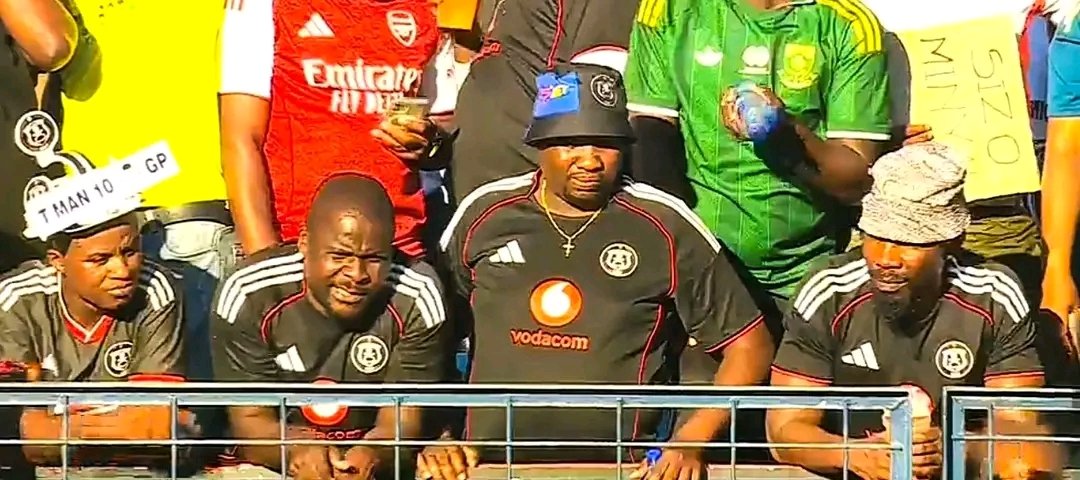 Orlando pirates fans today when Santos socer goal number 5 against kaizer chiefs today around 19:55 😭😭