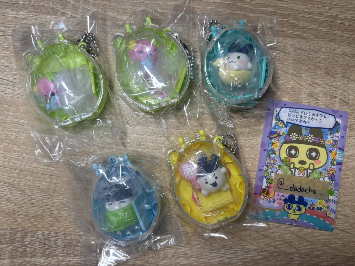 __dadacha__'s tweet photo. 【交換】Tamagotchi Collectibles たまごっちコレクタブル　コレクティブルズ

譲)ふわらっち、みみっち(画像1)
求)まめっち、くろまめっち、やんぐまめっち、みみっち(画像2〜4の⭕️)

都内手渡し、アプリ経由＞郵送。お心当たりありましたらお気軽にお声がけください。 https://t.co/7VxeL1D1iA