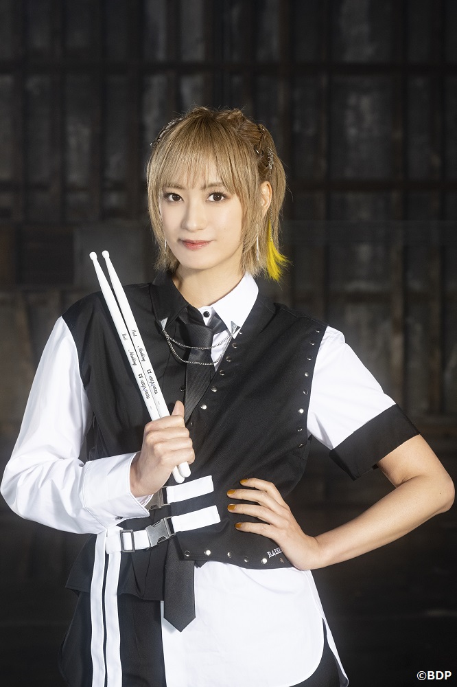 ＼生出演決定📻／

5/13(水) 21:00～
『FLOW THE FESTIVAL 2026』開催直前スペシャル！
　『TAKEのTake it easy!!!』公開生放送📺

6/6(土) #FLOWフェス に出演のRAISE A SUILENより、
夏芽さん (マスキング役)がゲスト出演🎧

📺チャンネルはこちら
youtube.com/@flowSMEJ

#タケジ
#バンドリ #RAS