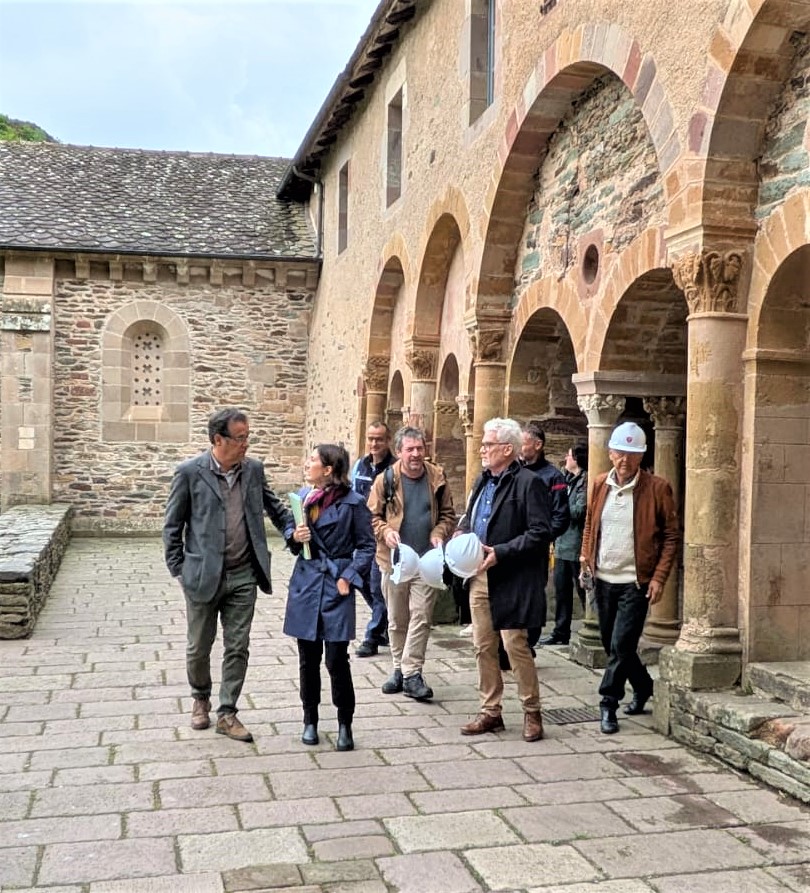Préfète de l'Aveyron tweet media