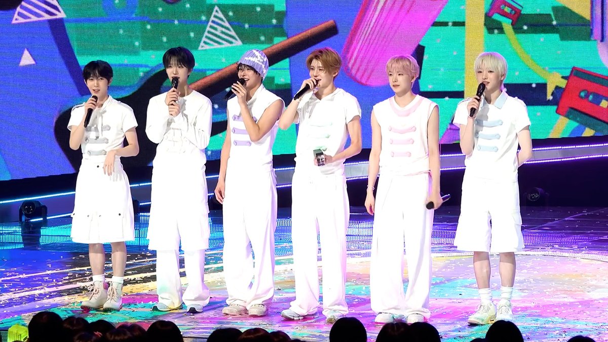 SBS 인기가요 (SBS Inkigayo) tweet media