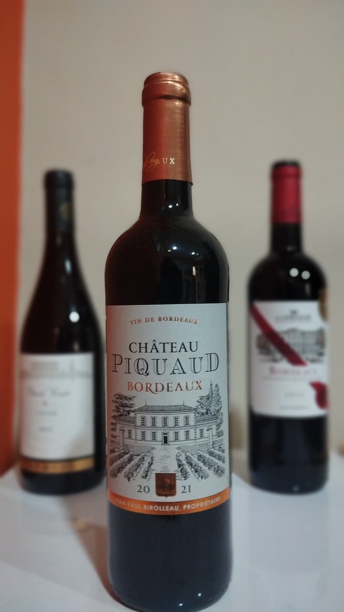 GodwinJAE's tweet photo. We offer you the best when it comes to our FRENCH WINE'S call or Whatsapp me on 09121037536. We do delivery anywhere in Nigeria.  
#COYG #ARSATM, Arsenal, #champi̇onsleague #METGALA, Mikel Arteta, Bukayo Saka, Peter Obi @Wizarab10 @DONJAZZY @davido https://t.co/6W06zQJaXm