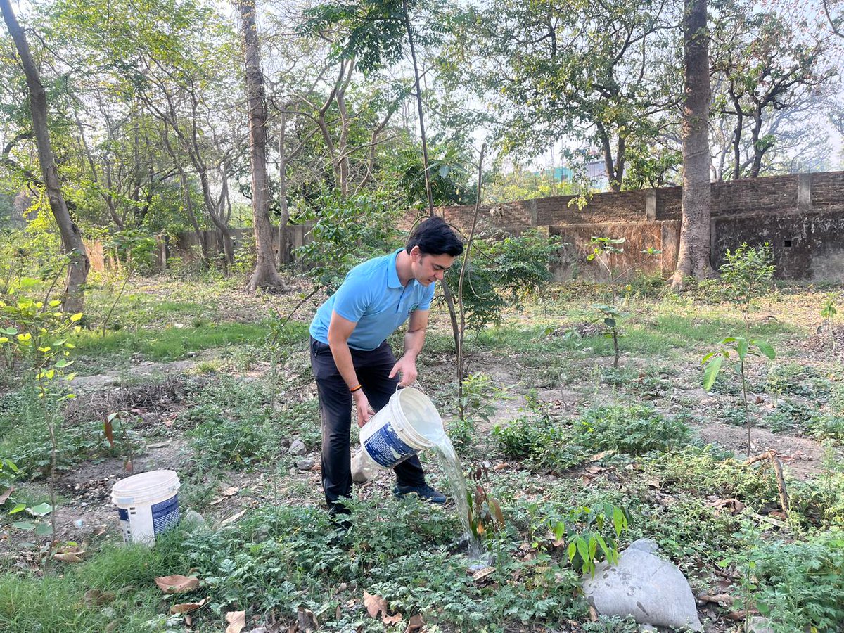 ex_eco's tweet photo. Green Support Drive in Haldwani:Nurturing Every Plant, Sustaining Every Effort.

EcoEx Foundation recently carried out a plantation support initiative at Rudraksh Vatika, Haldwani, where 12,000 liters of water were poured to nourish plants and sustain the growing green ecosystem. https://t.co/JJJixNCDh9