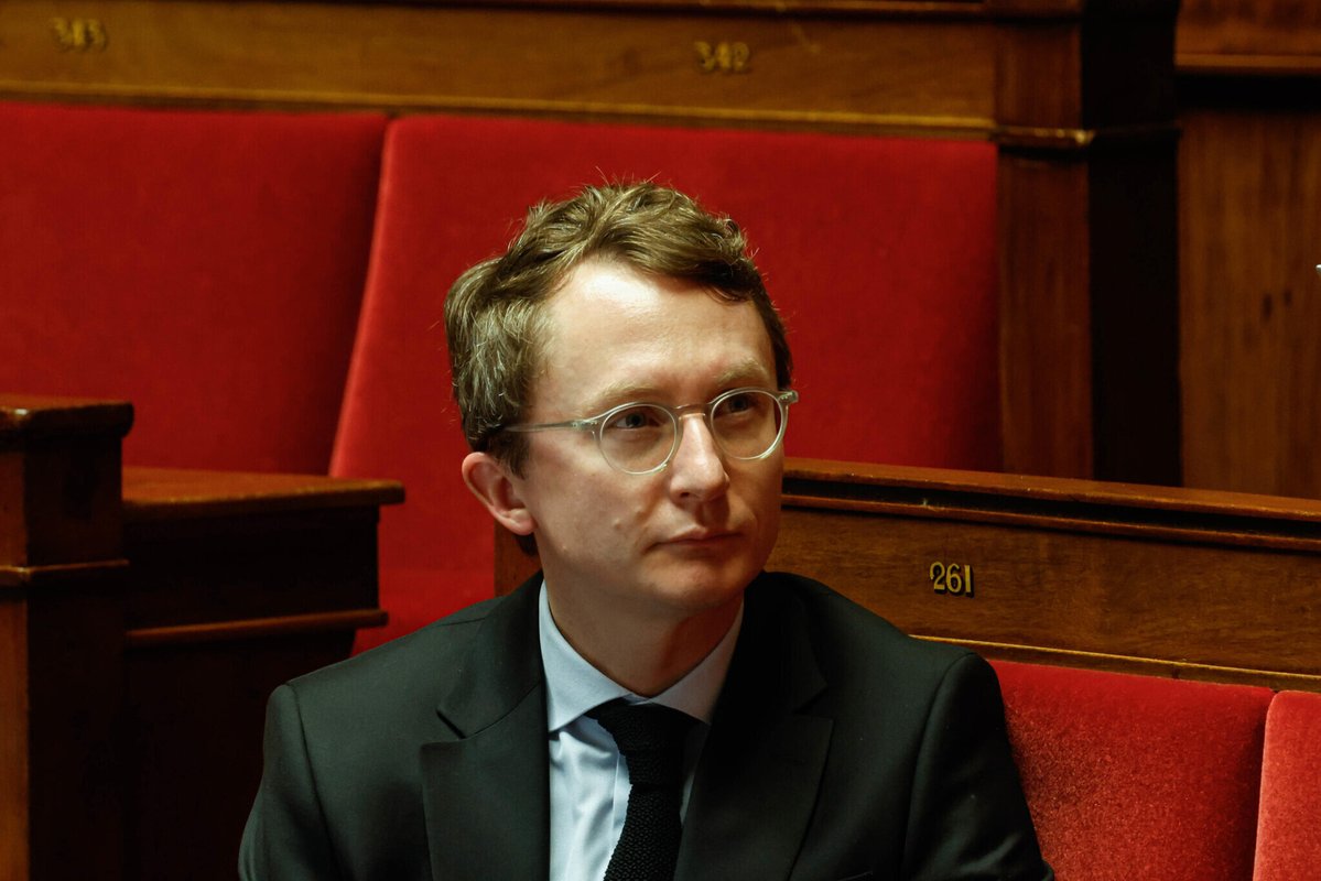 Le Parisien tweet media