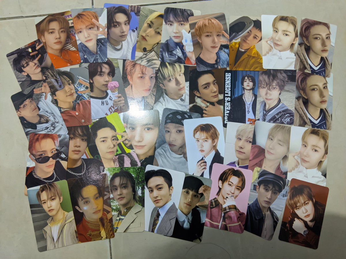 eljavear's tweet photo. Adakah yang lagi nyari nyari pc ini? Aku niatnya mau jualin murce aja atau adakah yang mystery pack? Isinya random ada pc, tc sealed, album sealed dan album only, start 10-90k https://t.co/StZunPK4Su