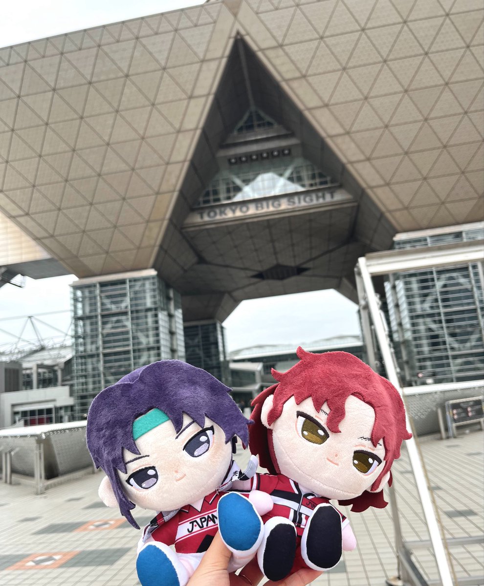 まなか@5/6全国 通販開始しました✌️ tweet media