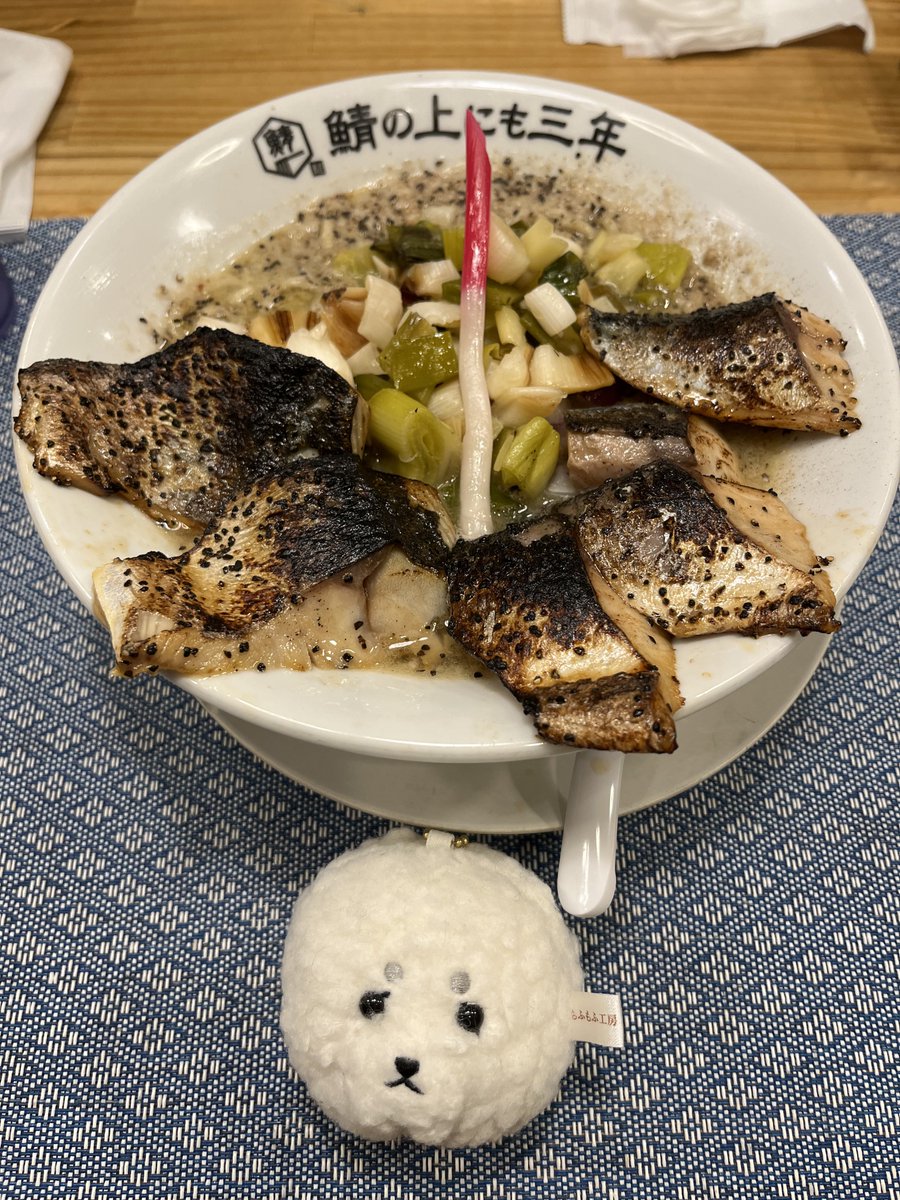 ボカロカラオケ＆鯖三ありがとうございました〜！

ぽっぴっぽーは緑が無かったので紫の野菜生活で代用🥲
みんなにもっとピノキオピー歌ってほしい✨(願望)

鯖三は初ストロング〜👍🏻
濃厚でとてもおいしゅうございました…🥹💖
🐼ｻﾝから食べ方を直々に教えてもろた😘
幸せな時間をありがと〜❣️🙌🏻✨