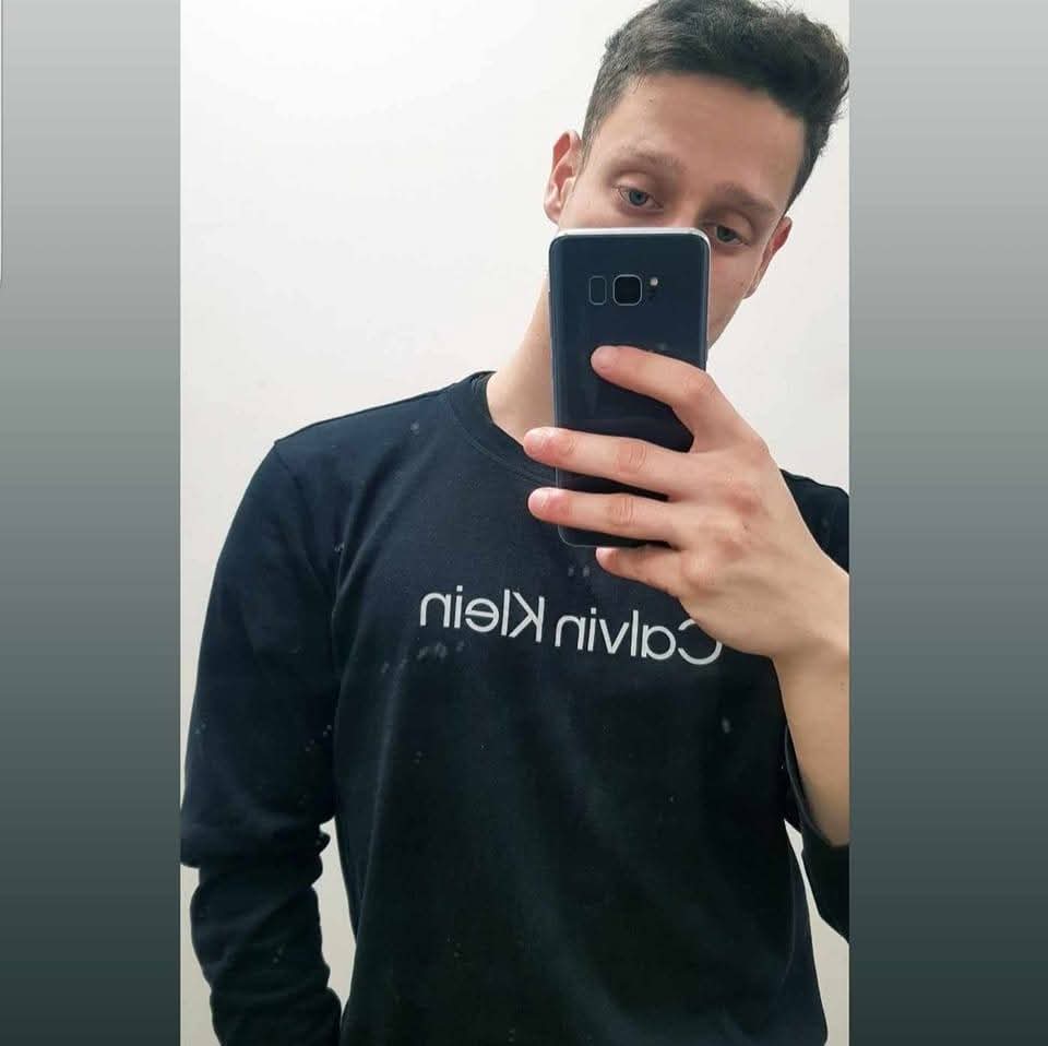 Oliver23_ tweet media