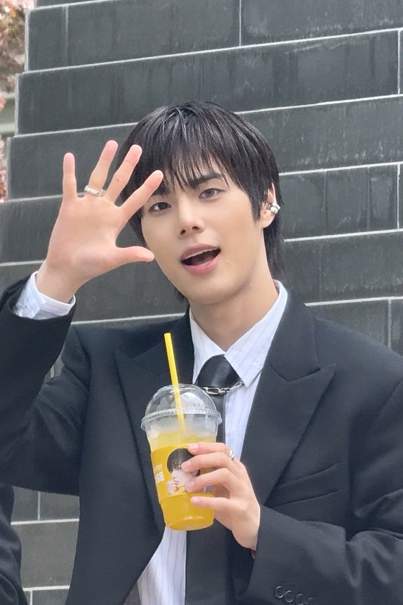 쿠미 tweet media