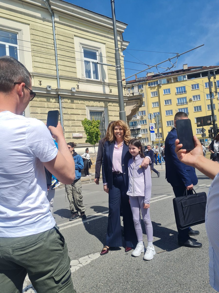 Brandusa Predescu tweet media