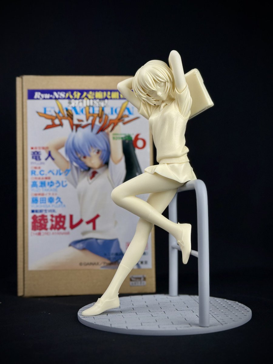 綾波レイのガレージキットを塗りました🎨🖌️ エヴァ最終話に出てくる