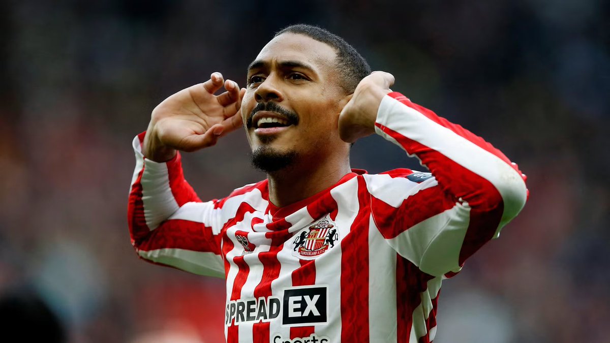 BurnleyFRA's tweet photo. Wilson Isidor pourrait quitter Sunderland. 

Est-ce que Burnley, intéressé en janvier, tentera sa chance de nouveau 

@SunderlandFRA @Sunderland_vf https://t.co/oma3tBPQtw