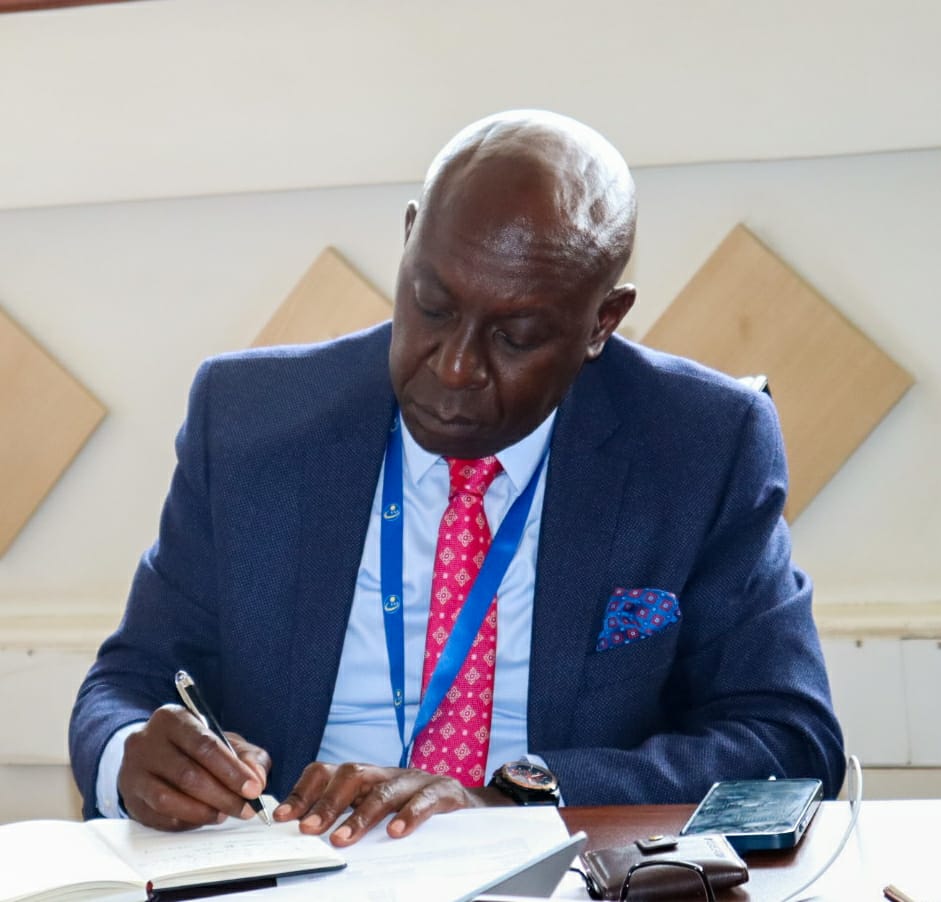 SDAAD_ke's tweet photo. 6TH MAY 2026 
ADVANCING JKIA MODERNIZATION WITH KEY STAKEHOLDERS
PS Terry Mbaika chaired a  session to discuss the process of JKIA modernization.
This modernization project is poised to enhance JKIA as an aviation hub &amp; strengthen Kenya’s position in regional and global aviation. https://t.co/aShlNol8Go
