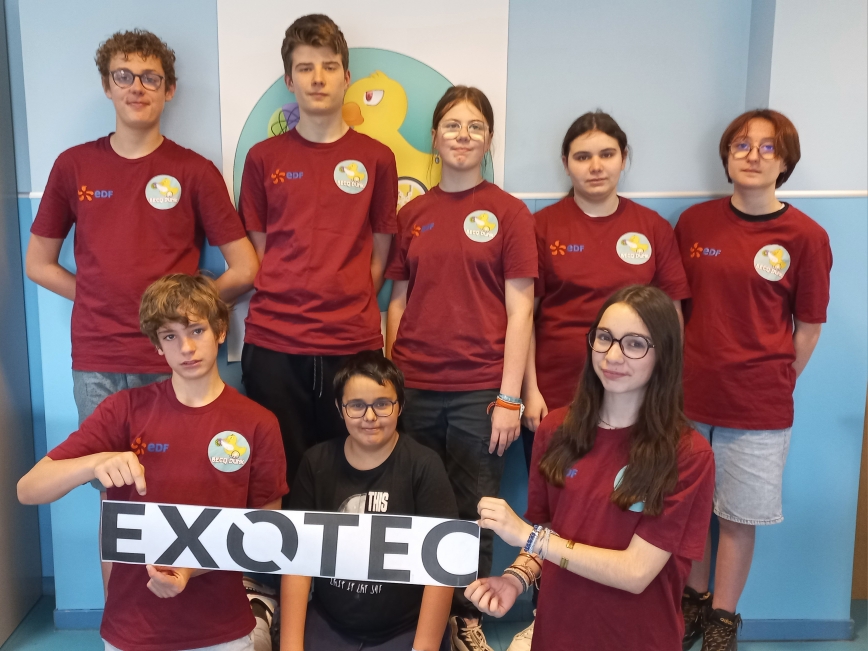 Scienticfiz's tweet photo. @exotec est devenu un partenaire de notre équipe de robotique et nous les en remercions.
Grâce à eux, notre rêve d'aller à notre finale internationale se rapproche.
N'hésitez pas à les rejoindre sur notre cagnotte :

https://t.co/BovOemlrV9 https://t.co/uLSHvPMCux