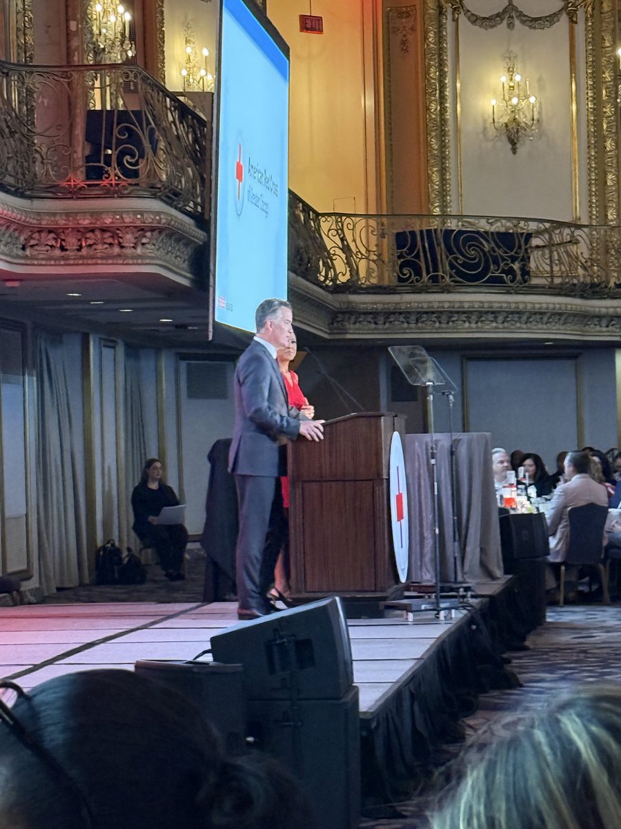 ChiProducer's tweet photo. @IrikaSargent and @JoeDonlonTV hosting the #redcrossheroes breakfast in Chicago. @RedCrossIL @RedCross https://t.co/5YtNXLu8oR