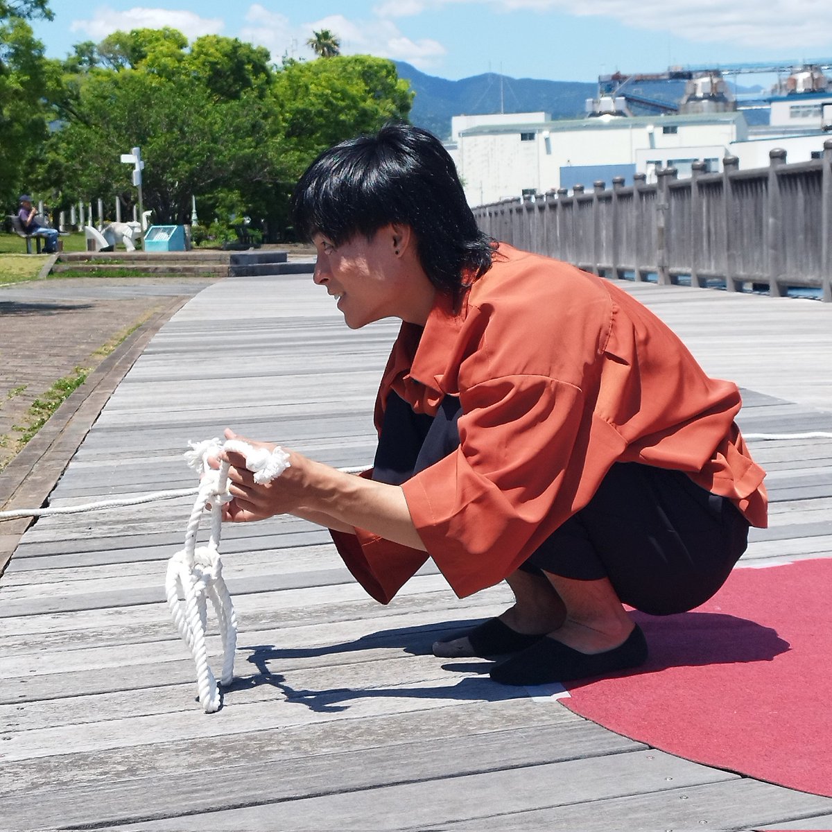 knprbctr's tweet photo. サゴー(清水みなと大道芸) https://t.co/P4RHc8exJg