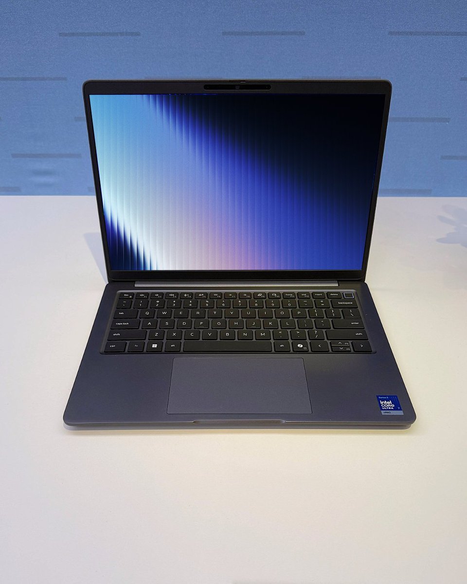 DellTechFrance's tweet photo. Découvrez vos nouveaux alliés de performance 🤝
Les Dell Pro 5 et 7 viennent d’arriver pour vous accompagner partout et faire passer votre productivité au niveau supérieur ☀️ https://t.co/HU4v6EeHl3