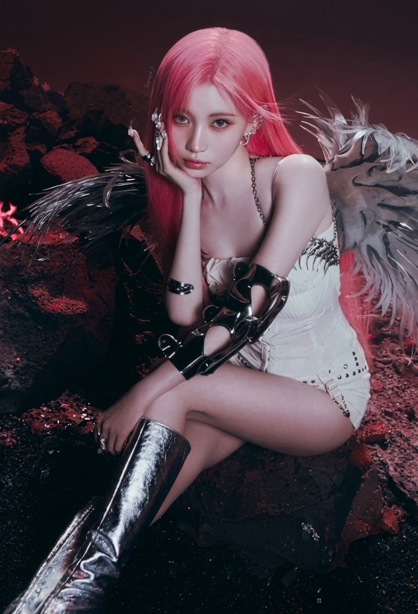 picbaemon's tweet photo. ASA QUEEN 🔥 https://t.co/dhYnvd5id2