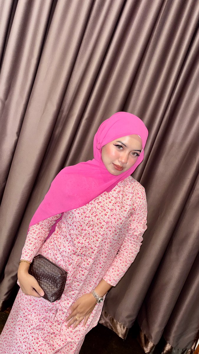 baby 🇲🇾 tweet media