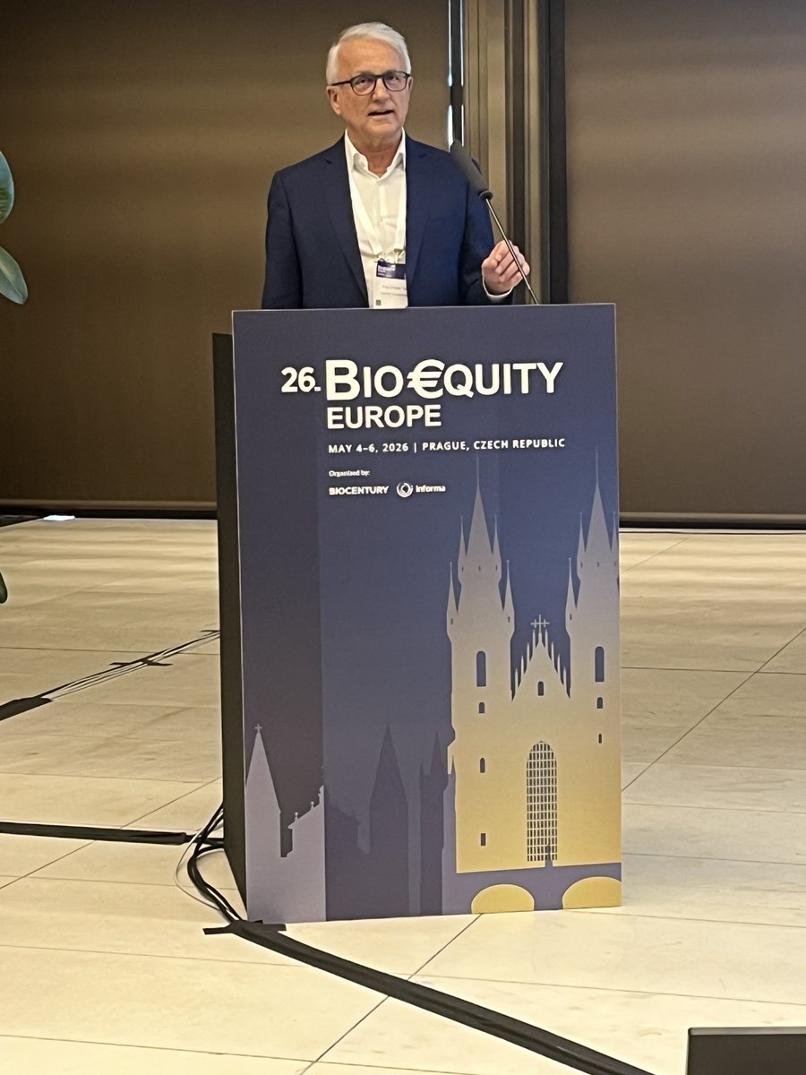 CandelTx's tweet photo. At #BioEquityEurope, our CEO @paulpetertak presented phase 2 data for aglatimagene in advanced NSCLC. 
50% of patients survived beyond 24 months despite prior immune checkpoint inhibitor failure, with a long-term survival tail supporting phase 3 initiation.
 
@BioCentury #CADL https://t.co/8lLKpejn4n