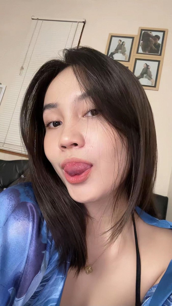 bahancandatawa's tweet photo. istri temen nakal banget 🥵🥵 https://t.co/4nxjz1CUQM