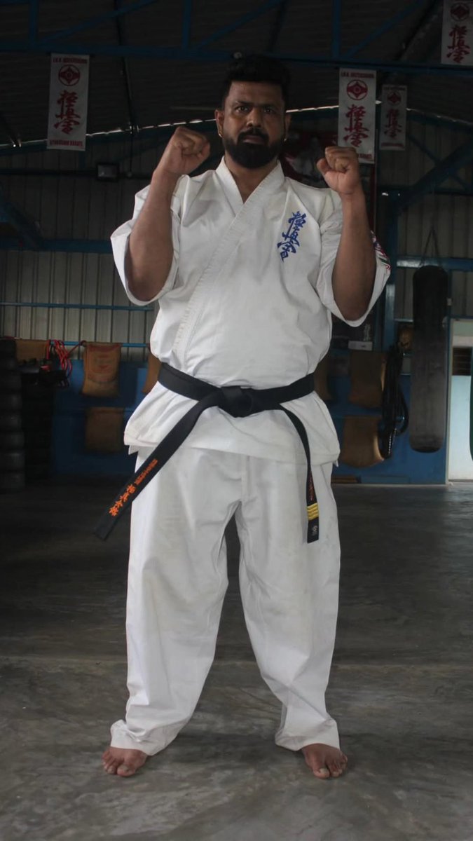 devilakshitha's tweet photo. Sensei Babu Nataraj 😎 
IKO Matsushima Official Branch Chief Karnataka India 🇮🇳 
International Yondan 4th Dan Black Belt Japan 
International Kyokushin Fighter 
International Bodybuilder 
International Judge 
Flim Actor 😎 https://t.co/KLB1R5CaMU