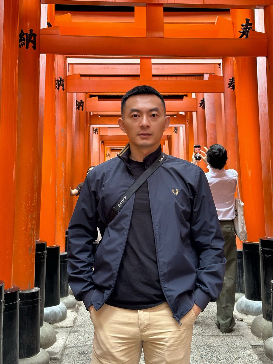 kimi3515's tweet photo. 稻荷大社走了四个小时是我没想到的 https://t.co/OvRx0axb4p