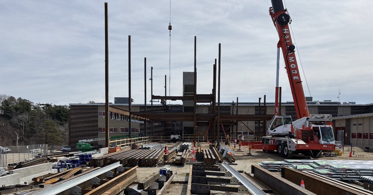 harveyconstruct's tweet photo. Exciting progress at Southside Middle School, structural steel is officially going up! 🏗️🚧 https://t.co/j0mmN5dhrA