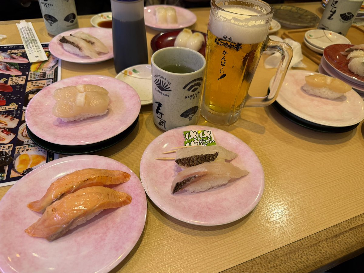 tyama04ls's tweet photo. 体調悪いけど、頑張って色々食べた！焼肉とかは写真撮り忘れた！北海道最高 https://t.co/5qUmpsAAqm