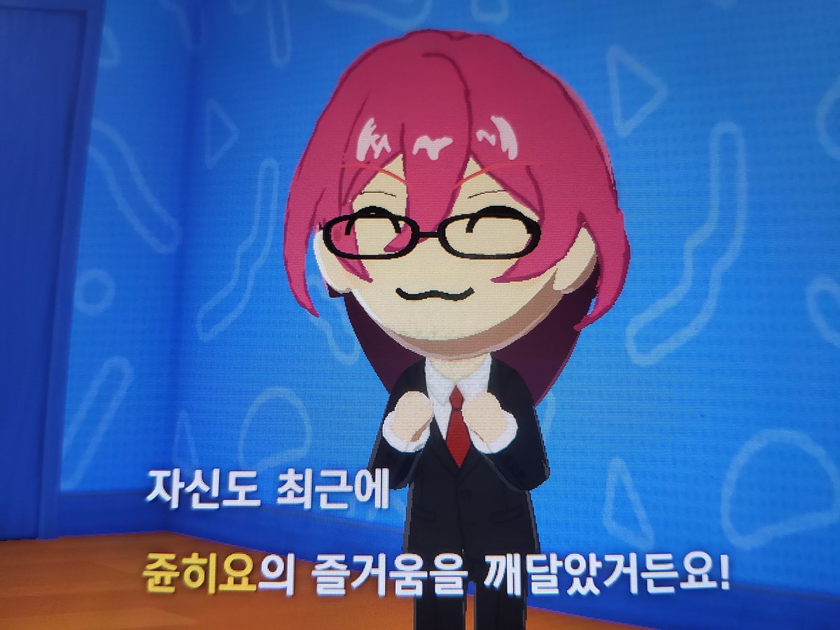 01 tweet media