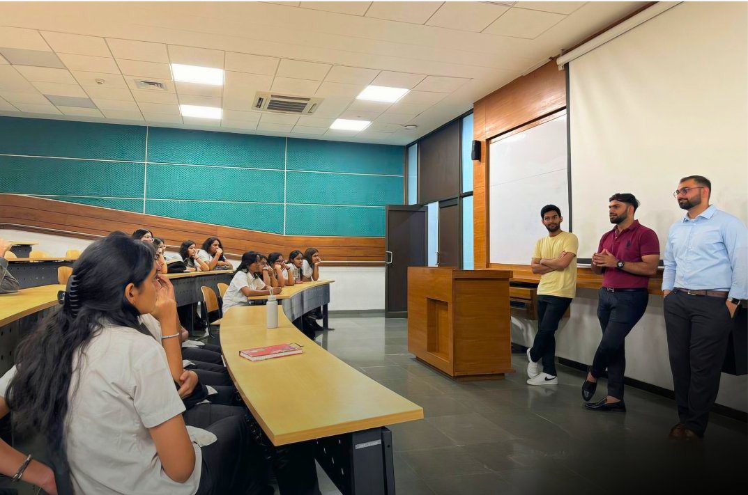 AKAcademies's tweet photo. #Throwback to when graduates from the #ClassOf2018 returned to the #AKAHyderabad to share their journeys and experiences with DP2 students.💫

Seeing #alumni return to give back reflects the strong sense of community that continues long after graduation. 🤝

#AgaKhanSchools @akdn https://t.co/8AhKq9pYFM