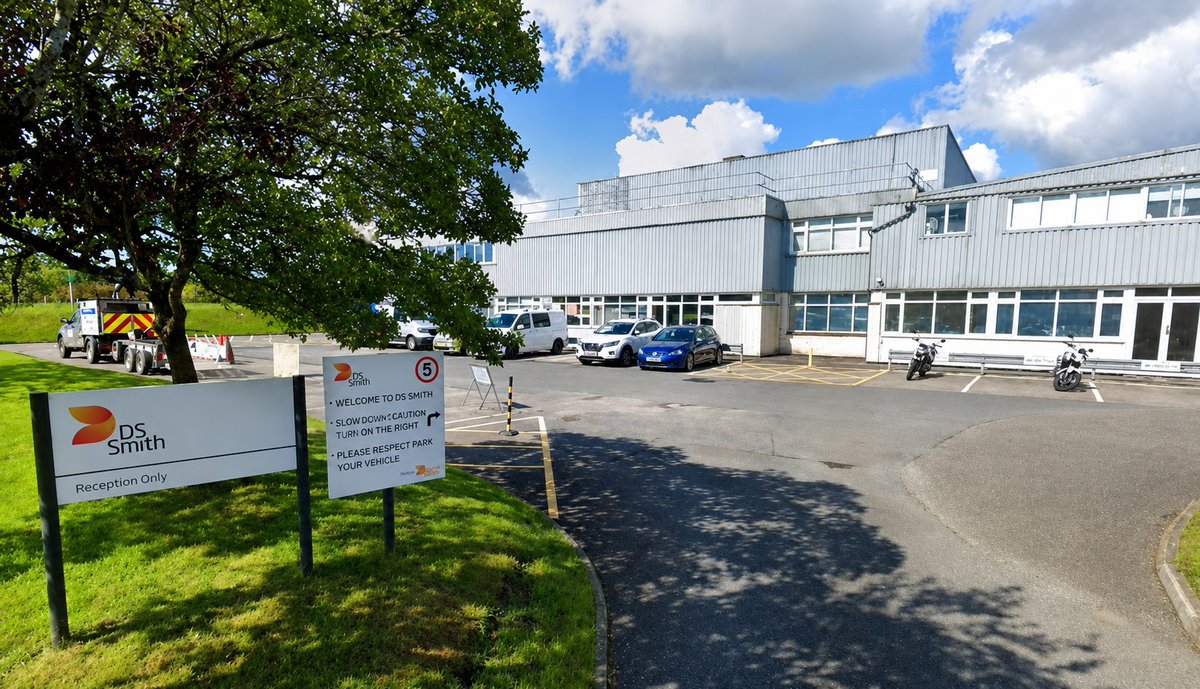 corrugaexpert's tweet photo. DS SMITH LAUNCESTON CLOSURE: THE FOURTH WAVE REACHES THE FACTORY FLOOR

DS Smith’s corrugated board plant in Launceston, UK, is set to close — and for International Paper this is more than a local restructuring decision... https://t.co/WIWx8jOAy8

#DSSmith  #InternationalPaper https://t.co/jjfu18eBn1