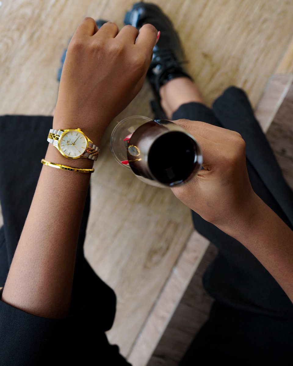Micserah's tweet photo. Where elegance meets a hint of shine.
Seashell-Gold Silver, shop now. https://t.co/tf2U9kAZBF