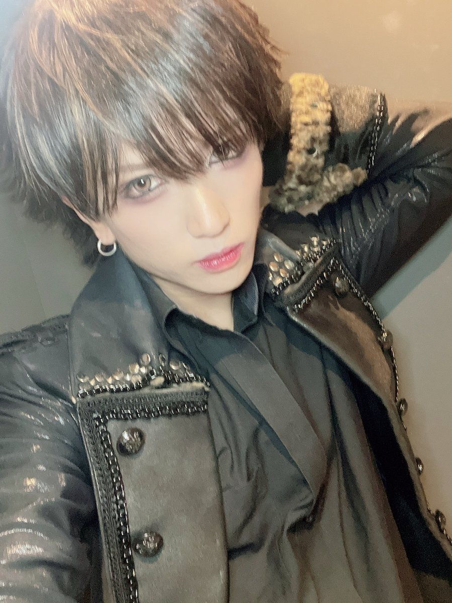 micbam_kyoma's tweet photo. 叫真生誕ライブに来てくれたみんなありがとう！！

想うことはたくさんある！
ただ言わせてください！

本当にありがとう。幸せでした。
また必ず会いましょう。 https://t.co/uSSg0YXysN