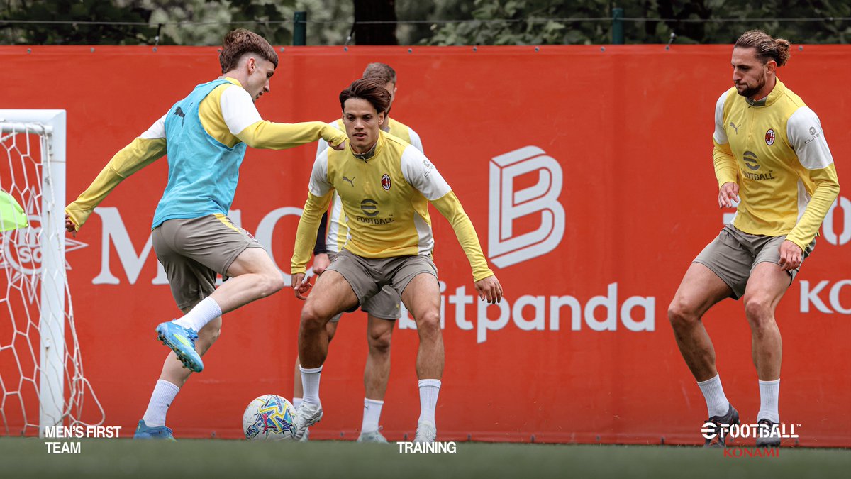 AC Milan tweet media
