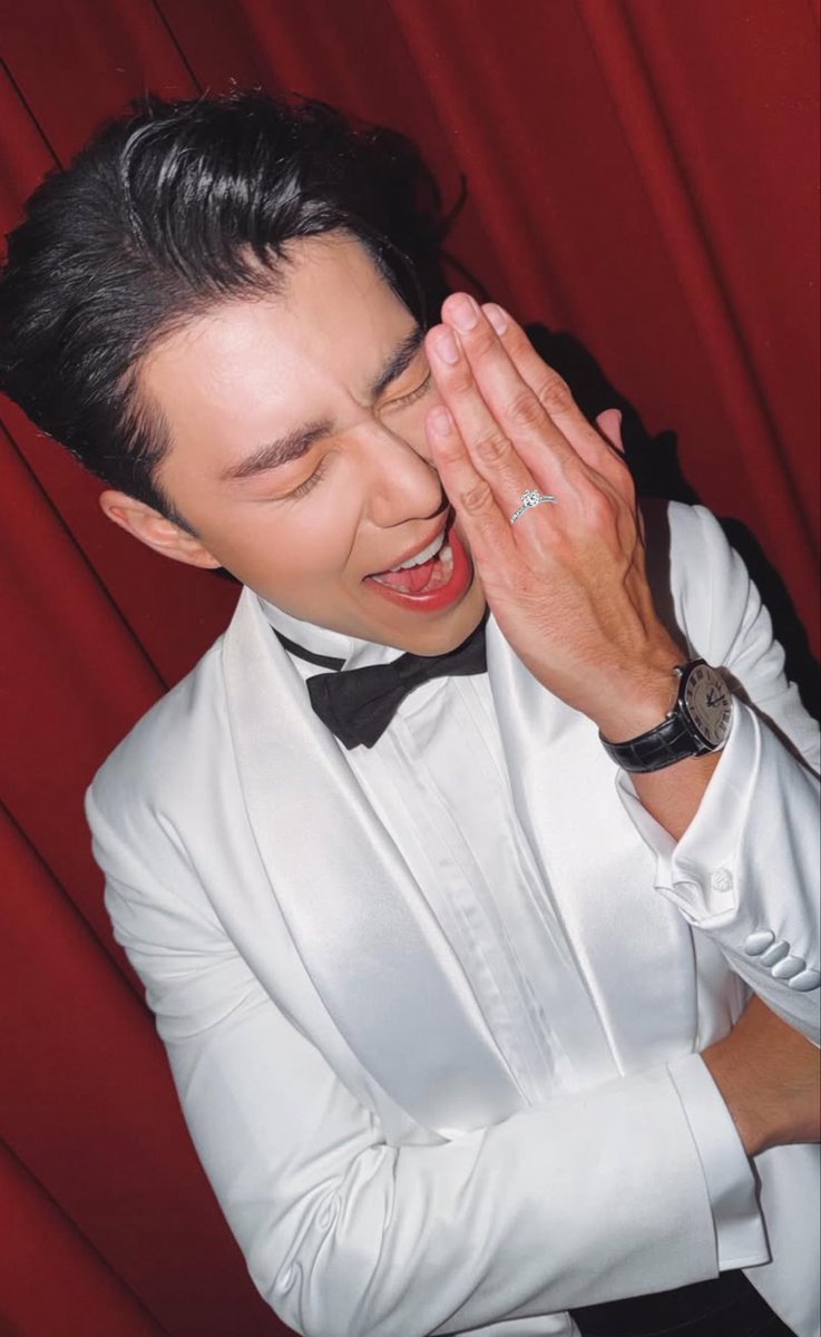 แอมโอเค tweet media