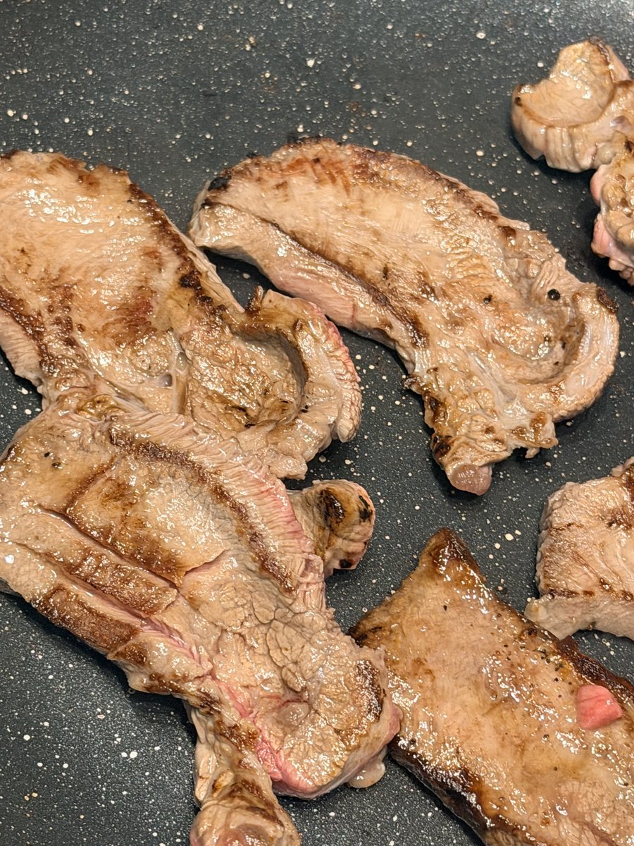sysam0's tweet photo. 我が家は週一で焼肉してました https://t.co/6PW8QI4j8k