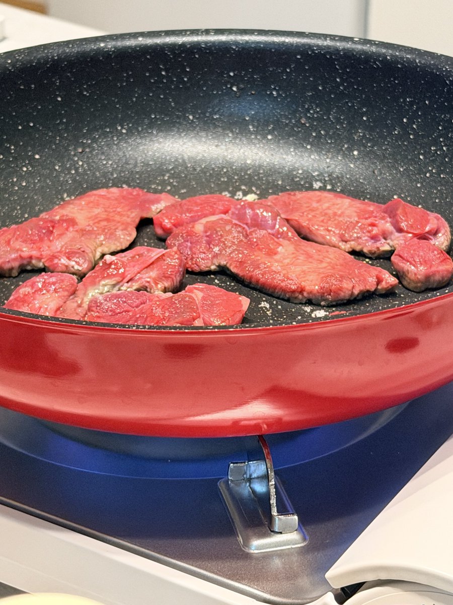 sysam0's tweet photo. 我が家は週一で焼肉してました https://t.co/6PW8QI4j8k