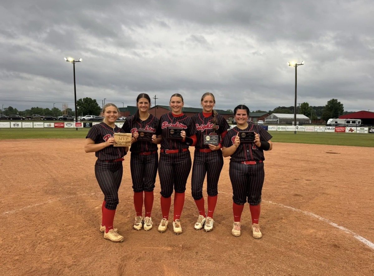 BraeleyL2709's tweet photo. DISTRICT CHAMPIONS
DISTRICT TOURNAMENT CHAMPIONS
all tournament 
all district 
and another homerun‼️‼️‼️‼️ https://t.co/1IDl2Ud297