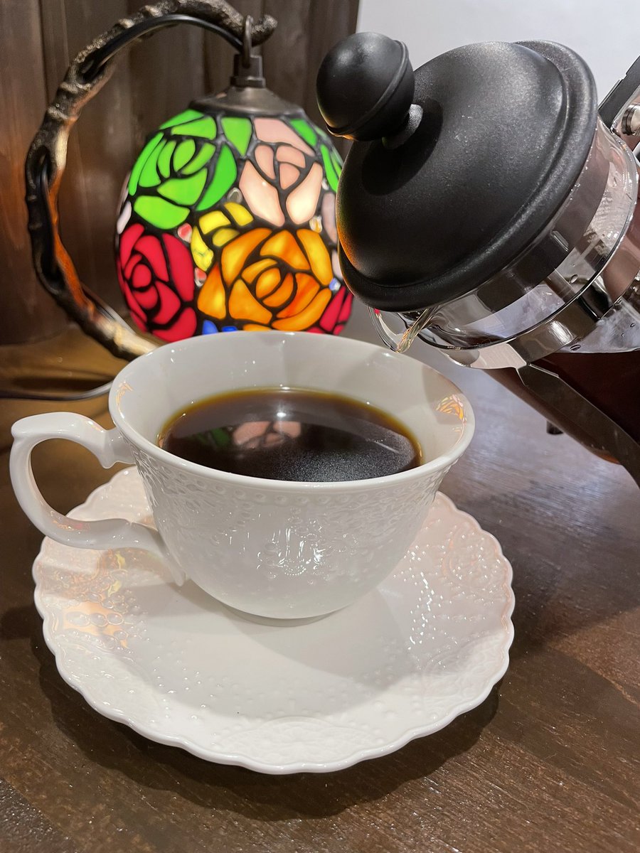 MaruuchiCoffee's tweet photo. 5/7は
諸事情により
11時30分オープン
17時クローズ
になります。
よろしくお願いします🙇‍♂️ https://t.co/0N3UttL0vm