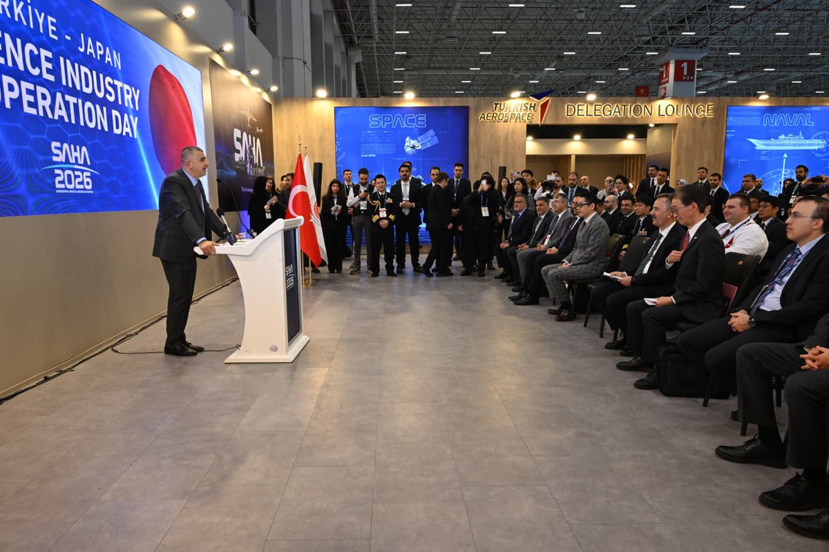 halukgorgun's tweet photo. 📍 İstanbul 🇹🇷🤝🇯🇵 

SAHA 2026 marjında ilki düzenlenen Türkiye–Japonya Savunma Sanayii İş Birliği Günü programına katıldık. 

Program kapsamında; Savunma Sanayii Başkanlığımız ve Japonya Tedarik, Teknoloji ve Lojistik Ajansı (ATLA) karşılıklı Niyet Mektubu (LOI) sundu. 

Türkiye ve Japonya arasında savunma sanayii iş birliği zeminini güçlendiren etkinlikte; kurumsal sunumlar ile karşılıklı kabiliyetler paylaşıldı, Türk ve Japon firmalar arasında B2B görüşmeler gerçekleştirildi

Bu program ile; iki ülke arasında savunma sanayii ve yüksek teknoloji alanlarında stratejik iş birliğinin geliştirilmesine yönelik önemli adımlar atıldı.

Başta SAHA İstanbul Yönetim Kurulu Başkanı Sayın Haluk Bayraktar ve Japonya’nın Ankara Büyükelçisi Sayın Tamura Masami olmak üzere programa katkı sunan tüm paydaşlara teşekkür ediyoruz.

#MilliTeknolojiHamlesi #MilliYetkinlikHamlesi

📍 Istanbul 🇹🇷🤝🇯🇵

We attended the inaugural Türkiye–Japan Defence Industry Cooperation Day, held on the sidelines of SAHA 2026.

As part of the program, Secretariat of Defence Industries of Türkiye and Japan’s Acquisition, Technology & Logistics Agency (ATLA) exchanged Letters of Intent (LOI).

At the event, which further strengthened the foundation for defence industry cooperation between Türkiye and Japan, institutional presentations were delivered, mutual capabilities were shared, and B2B meetings were held between Turkish and Japanese companies.

Through this program, important steps were taken toward advancing strategic cooperation between the two countries in the fields of defence industry and high technology.

We extend our sincere thanks to all stakeholders who contributed to the program, particularly Mr. Haluk Bayraktar, Chairman of the Board of SAHA Istanbul, and H.E. Tamura Masami, Ambassador of Japan to Ankara.