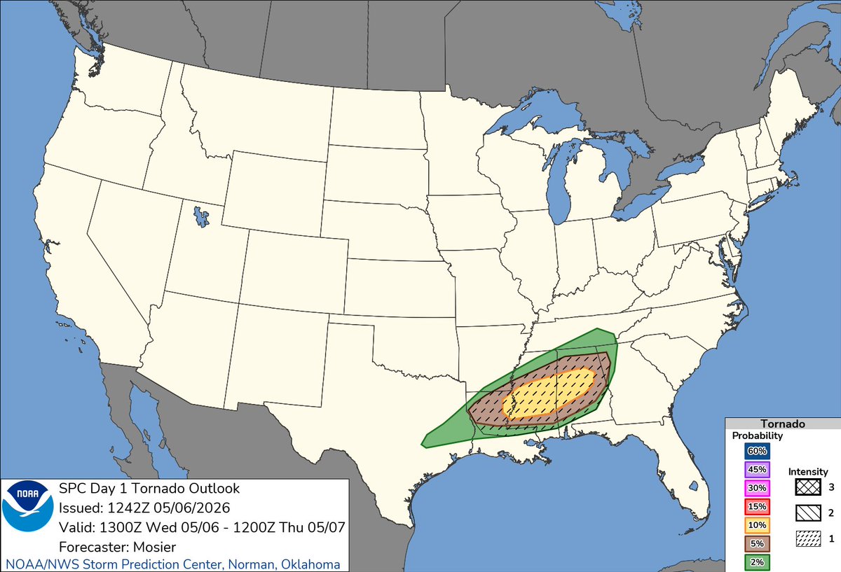 stormfrontwx's tweet photo. SPC maintains day 1 enhanced risk across Mississippi and central Alabama for the possibility of a few strong tornadoes. Have multiple ways to get warnings today if you live in the outlook area. https://t.co/kDYmxsCooX