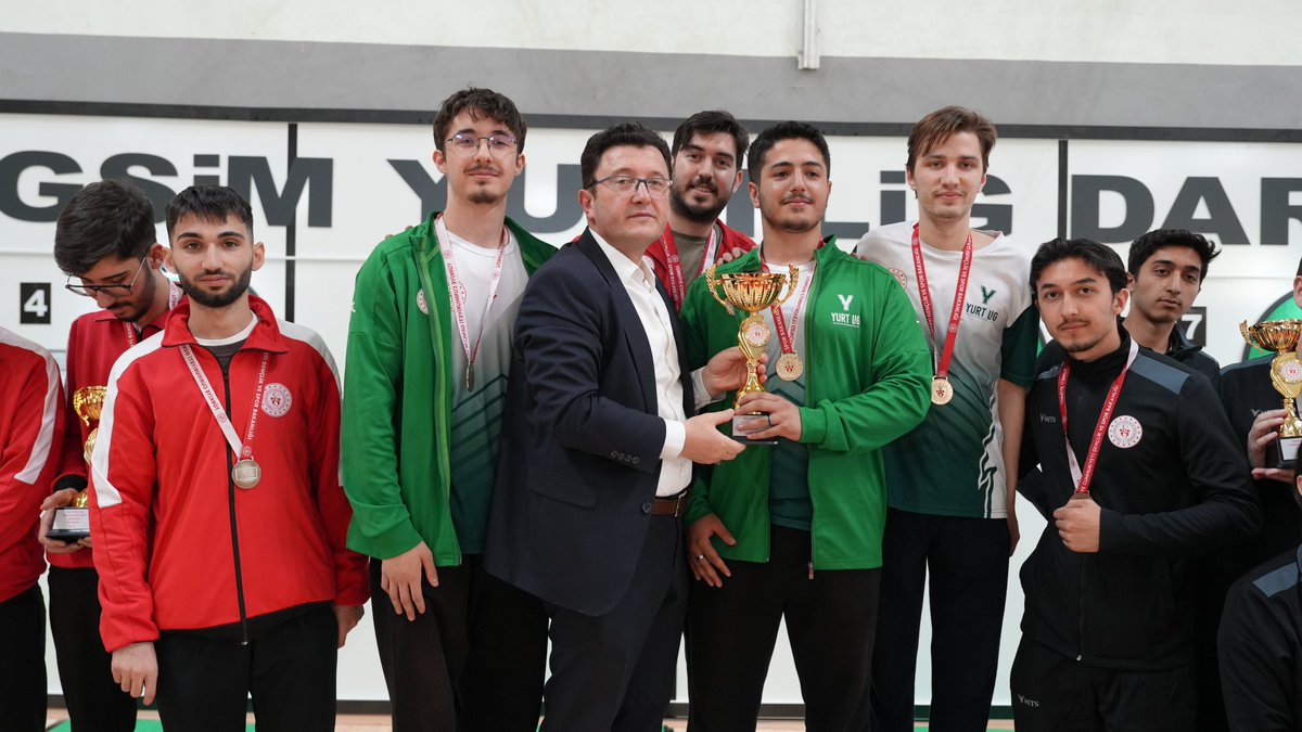 SakaryaKYGM's tweet photo. Final müsabakaları sonunda dereceye giren sporcu ve takımlara ödülleri KYGM Genel Müdür Yardımcımız Ali Özdemir ve İl Müdürümüz Cemil Boz tarafından takdim edildi. https://t.co/ngFGkky4W0