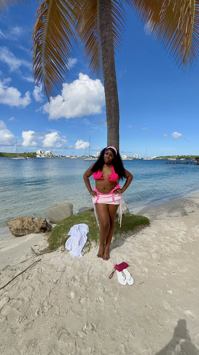 taetheenailtech's tweet photo. SXM dump🇸🇽 #iwuzhere https://t.co/bBMI58XHKM