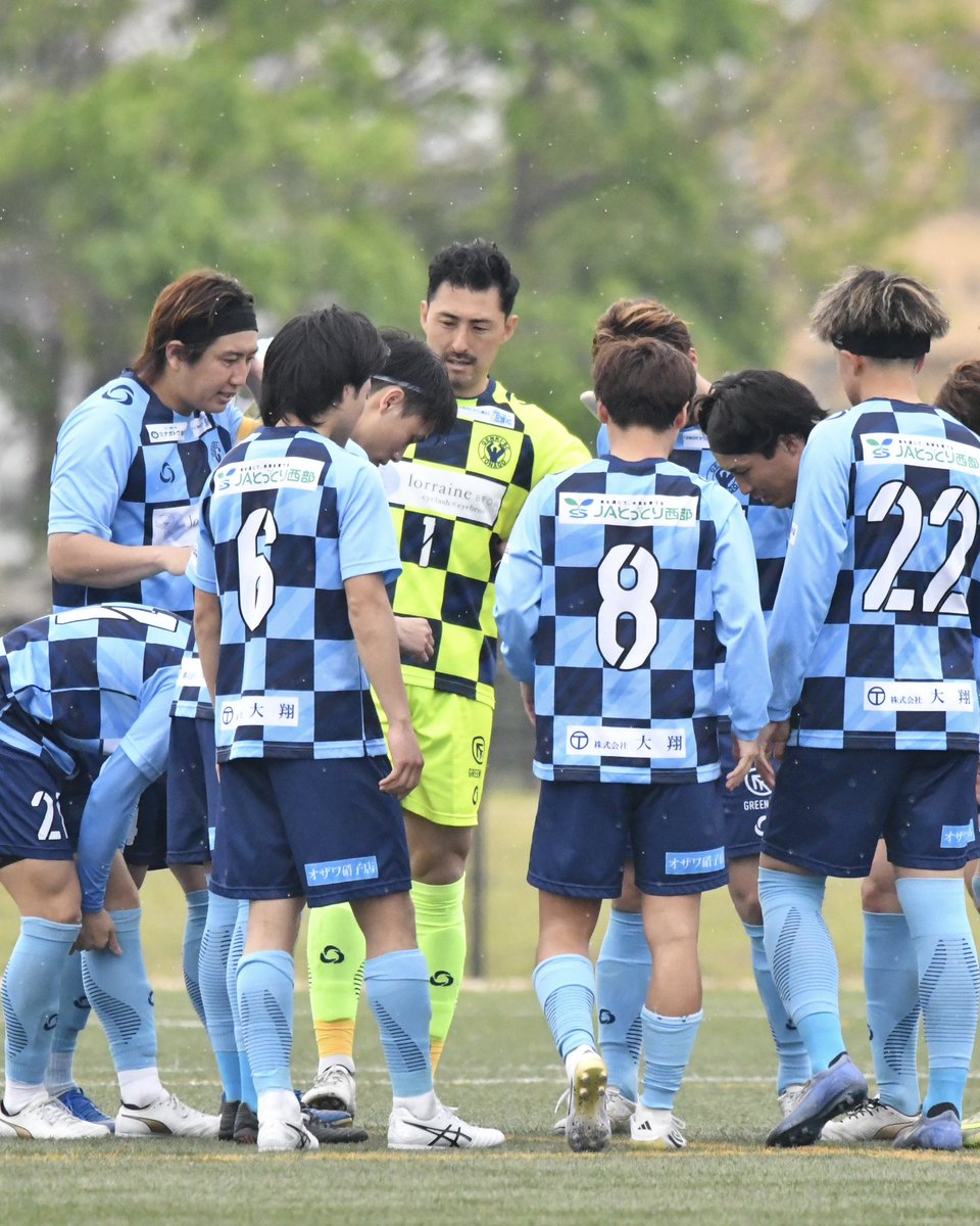KFD01's tweet photo. 中国サッカーリーグ第6節三菱自動車水島FC戦は1-5の敗戦。6戦未だ勝ちなしは厳しい結果。しかし全ては「過去」の結果。「今この時」を最高のものにすることで「未来」を実現する。ここから続く2試合、全てを覆す。 https://t.co/meeWPSSlhB