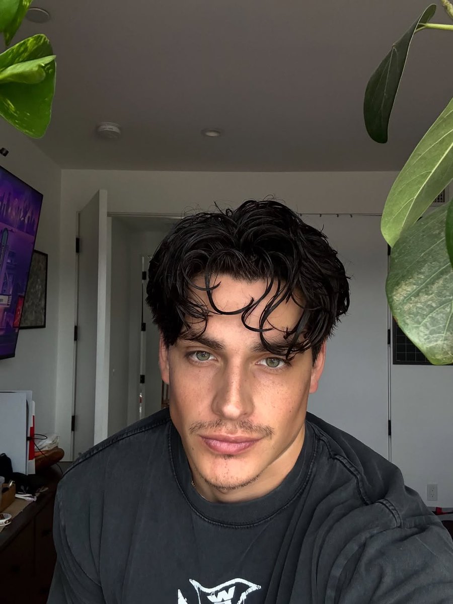 thetopshelfmen's tweet photo. https://t.co/ltLtyDnaej