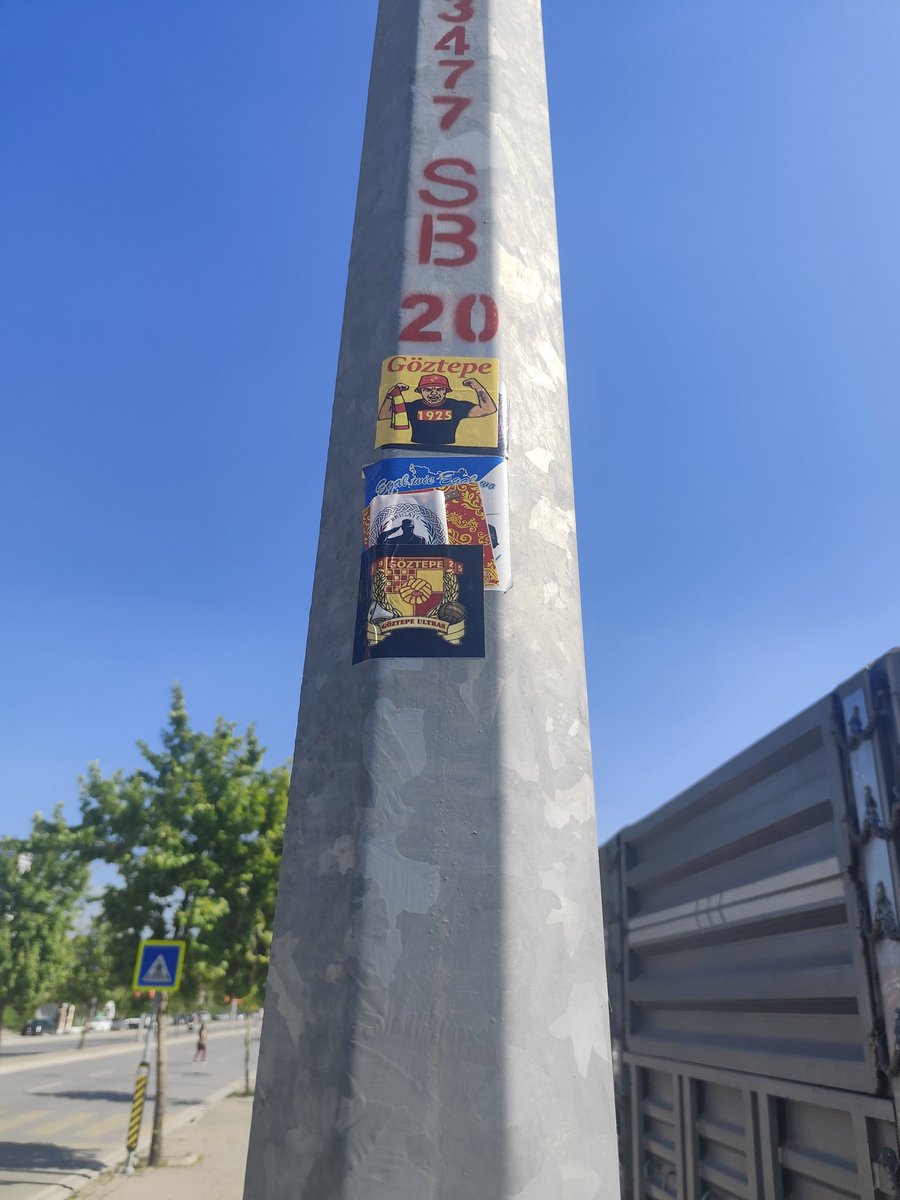 Berkaycan1925's tweet photo. Sticker sökülmez üstünü kapatırsın
Yanında sticker yoksa da bönbön bakarsın. Sticker söken yavşaklara duyrulur. https://t.co/ajE6VnKxP8
